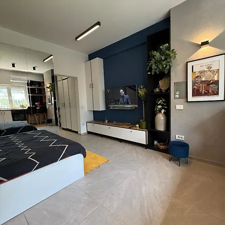 Studio- Romanianathenaeum& Royalpalace Apartment Bucharest