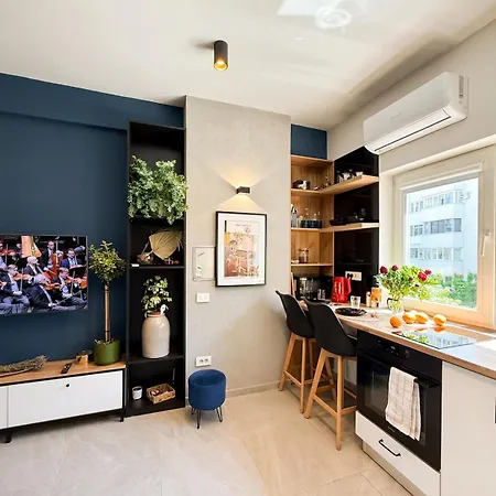 Apartment Studio- Romanianathenaeum& Royalpalace *